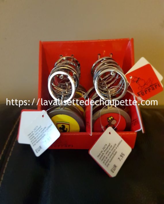 Porte-clef Ferrari avec support